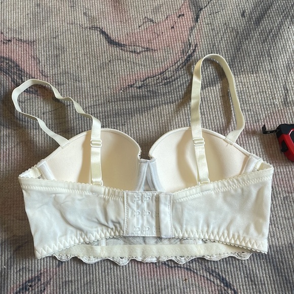 Super Unique Bebe Sparkly Cropped Bustier Top - Picture 7 of 9